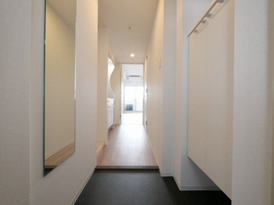 【玄関】 | セレニテ桜川駅前プリエ