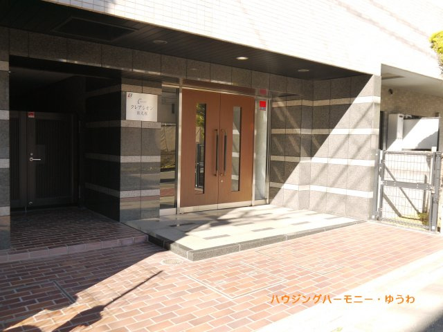 【エントランス】 | クレアシオン南大塚 | 清廉とされたエントランスになっています。