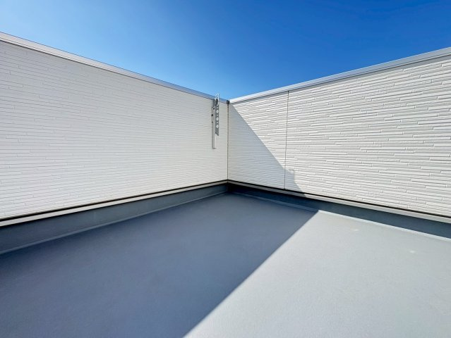 戸建 さいたま市南区沼影１丁目のバルコニー
