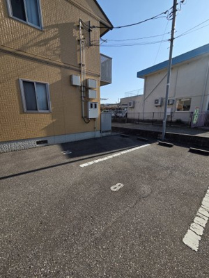 【駐車場】 | ＲＥＳＩＤＥＮＺ ＦＡＬＫＥ