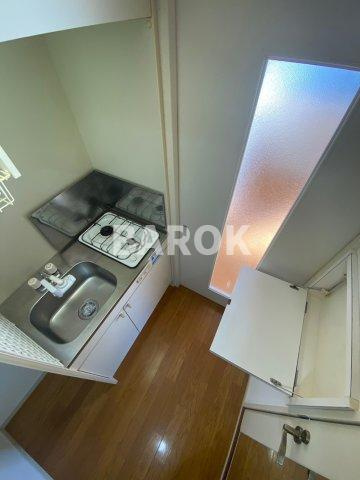 クレタ県庁前のキッチン