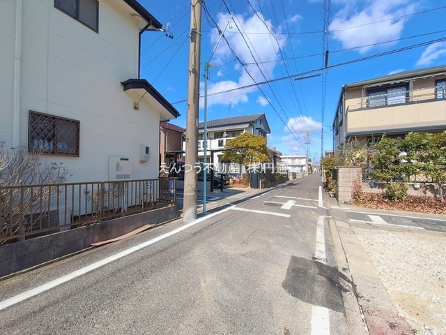 小幡2期の前面道路含む現地写真