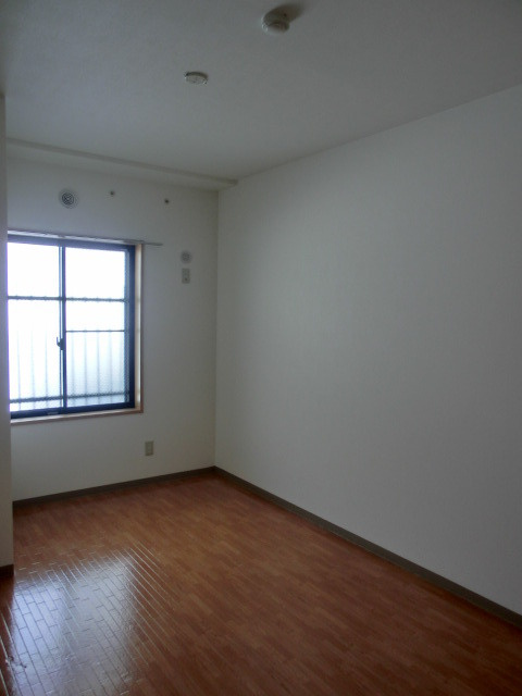 シャルム・サン・ヒルズの居間・リビング