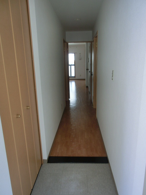 シャルム・サン・ヒルズの玄関