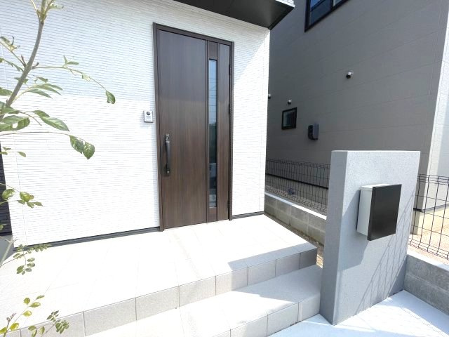 佐伯区五月が丘4丁目　№36517の玄関