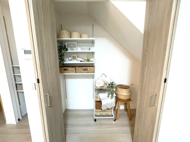 佐伯区五月が丘4丁目　№36517の収納|リビング収納