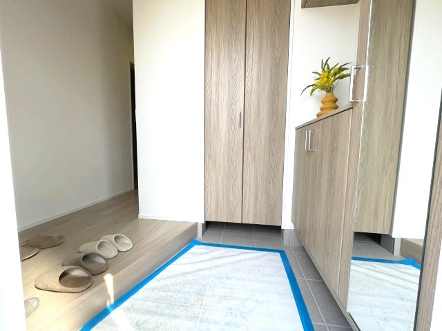 佐伯区五月が丘4丁目　№36517の玄関|明るく落ち着きのある
玄関です。