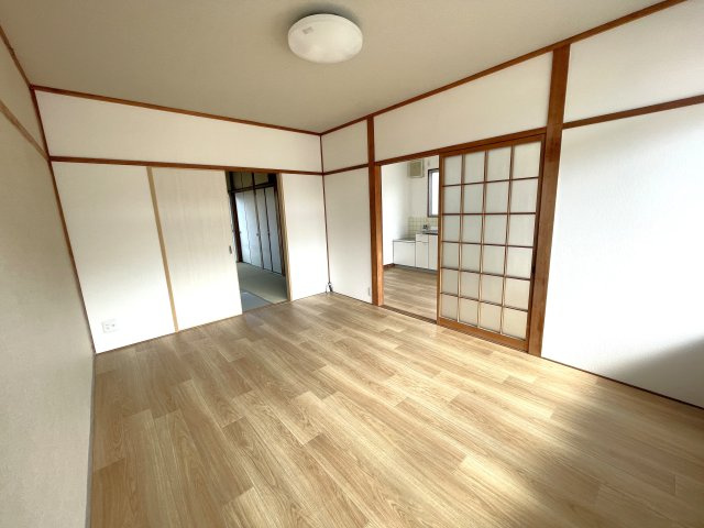 津山口Fアパート