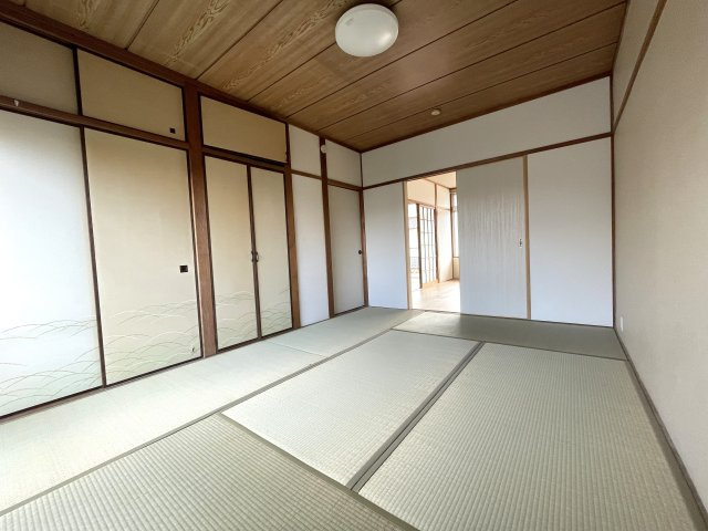 津山口Fアパートの和室