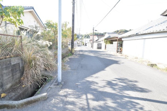 【前面道路含む現地写真】 | 鹿屋市打馬2丁目　中古戸建