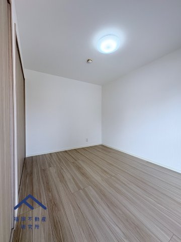 第三住吉ハイツの洋室