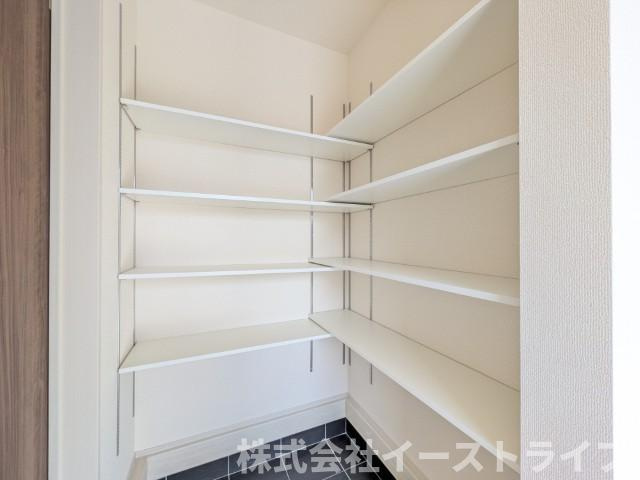 【新築戸建】　いわき市泉玉露1丁目1期　全3棟の収納|3号棟写真　シューズインクローク完備で玄関スッキリ！