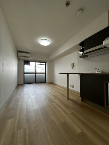 シャトレーヌ北島の洋室