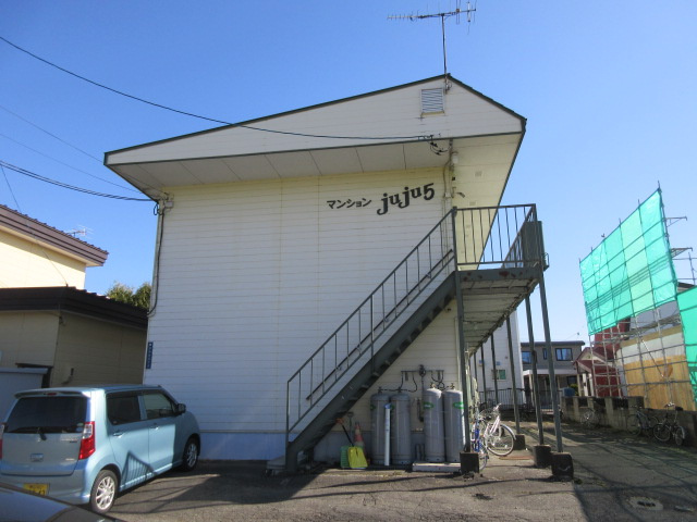 マンションＪｕＪｕ５の駐車場