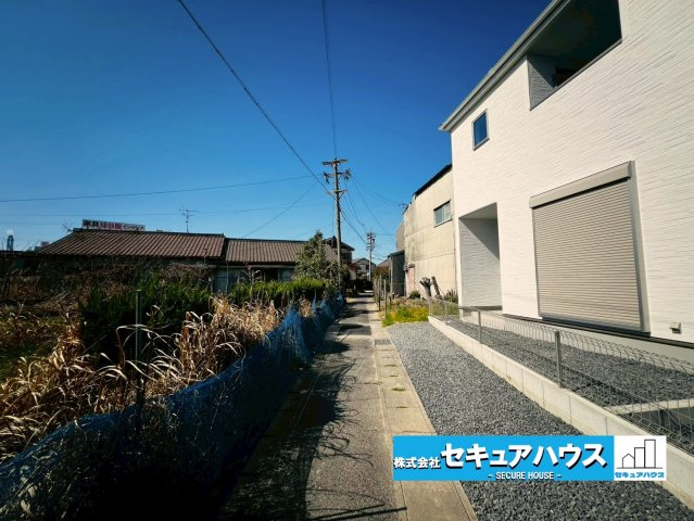 【限定1棟】東海市養父町横枕の前面道路含む現地写真|事前予約にて現地ご見学いただけます！お気軽にお問い合わせください♪
■株式会社　セキュアハウス■
住宅ローンに強く、知識、経験豊富なスタッフ在籍
お客様に寄り添い、ご成約後もサポート致します