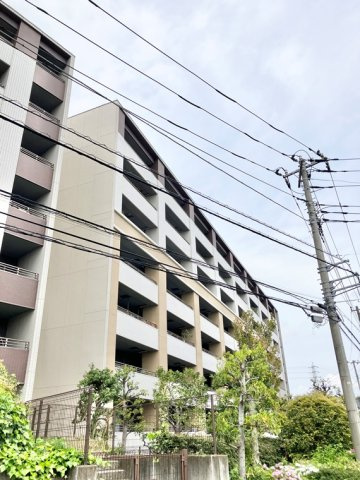 センターフォートＧ棟の外観