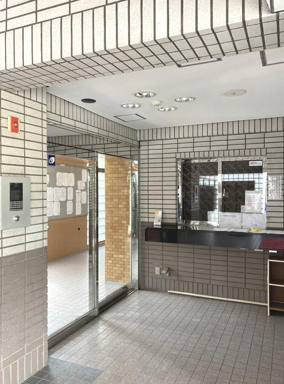 ライオンズマンション松戸柿ノ木台のエントランス