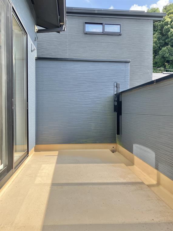 駒木戸建のバルコニー