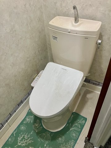 立野台戸建のトイレ