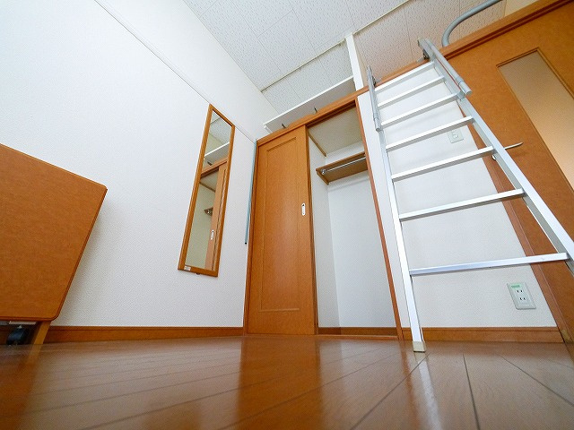 レオパレス奈良大宮の収納|大きなスペースがあり、収納には困りません