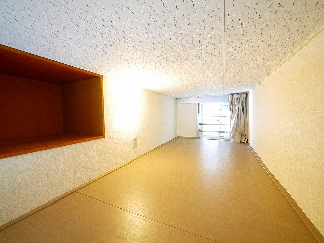 レオパレス奈良大宮の寝室|落ち着いて過ごせるお部屋なので、寝室にいかがでしょうか