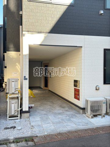クレサージュ亀戸のエントランス