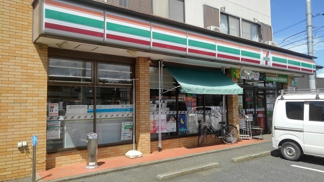 レオパレスエクセルの周辺