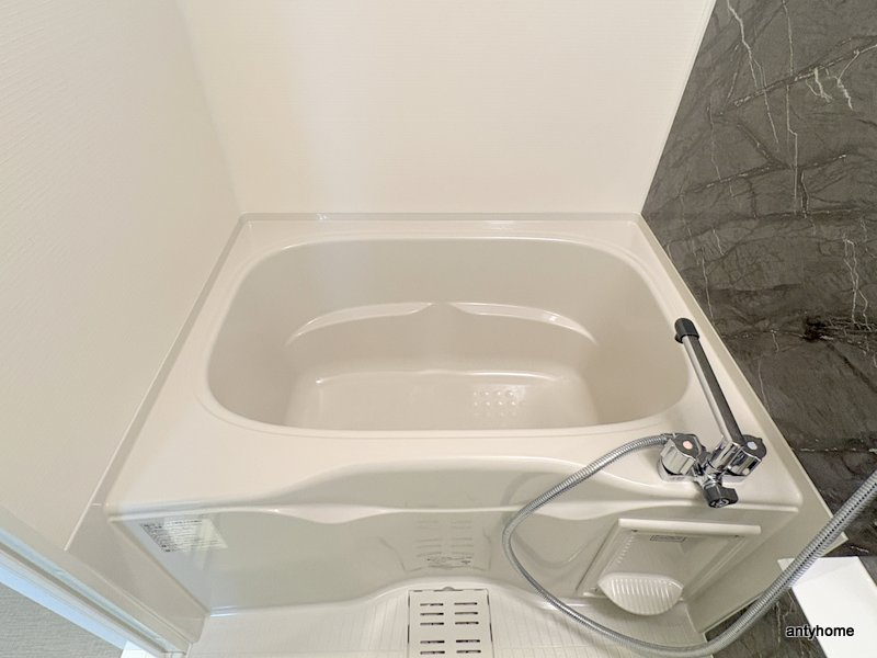 ミラージュパレス本町Depart　仲介手数料無料の浴室