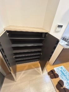 レオ四拾八番館のエントランス|他部屋参考写真