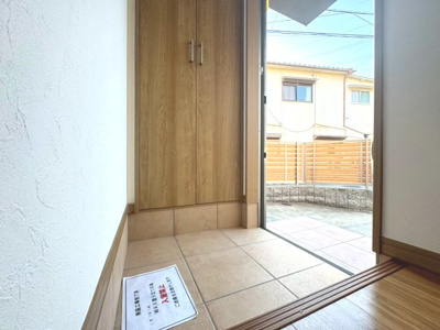 【玄関】 | 豊中市北条町3丁目貸家