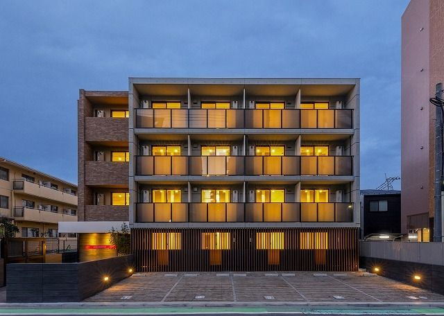 福岡市早良区城西１丁目の賃貸マンションのエントランス