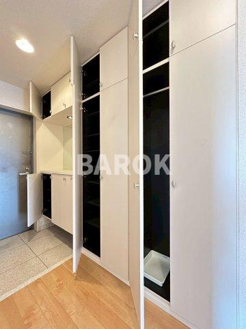 サンロージュ薬院駅前の玄関