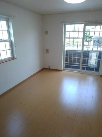 ガーデンハウス　セレノの居間・リビング