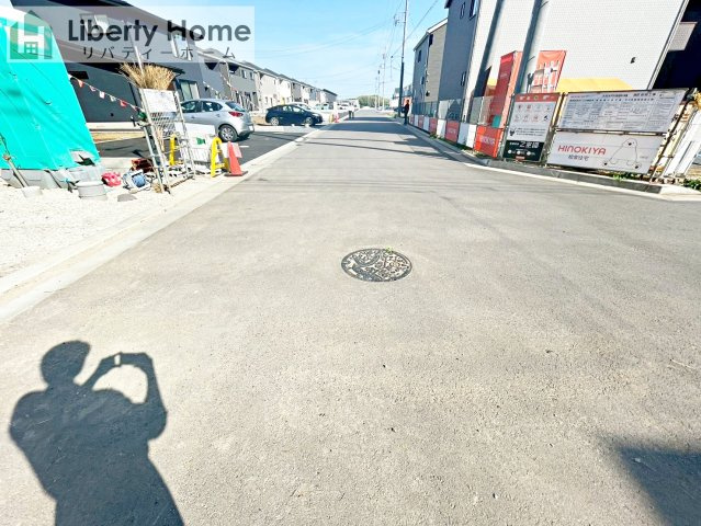 水戸市河和田町第3　新築戸建　17号棟の前面道路含む現地写真