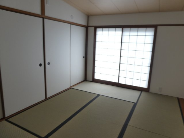 中州テラスハウスの和室