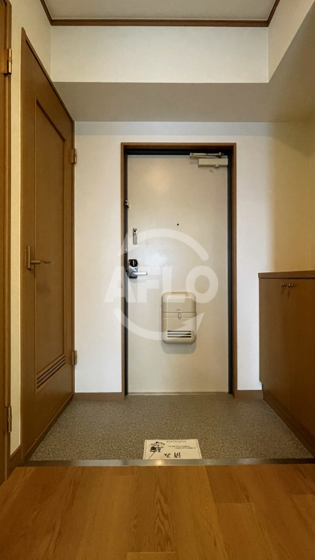 アパルト松崎の玄関|アパルト松崎　玄関