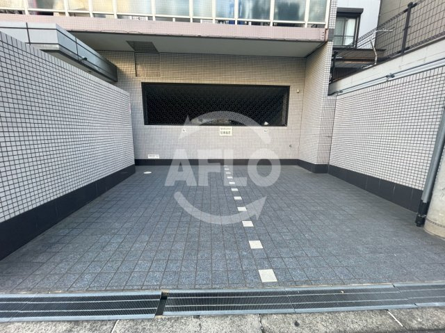 アパルト松崎の駐車場|アパルト松崎　駐車場