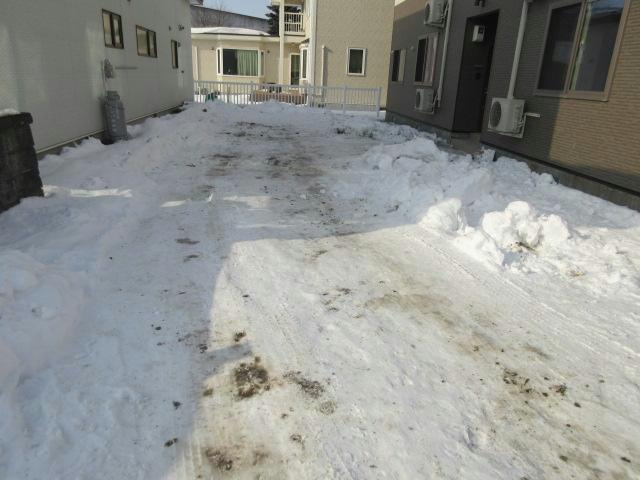 フェリスタの駐車場