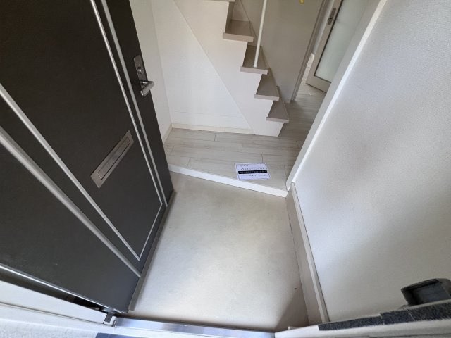 松が丘住宅14号棟の玄関