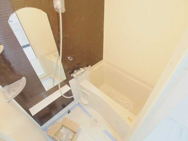 ＴＮコーポ向洋駅前の浴室