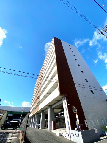 プラウランド堀田の外観