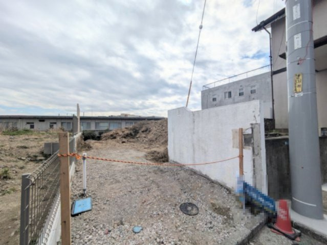 海徒歩５分！　敷地77坪超　陽当たり良好　新築戸建