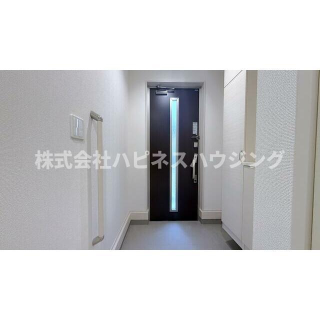 リナージュＬ　松戸市八ケ崎２３－２期の玄関