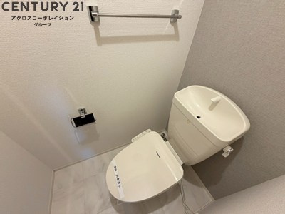 温水洗浄暖房便座ついてます♪