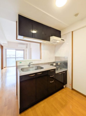 【キッチン】 |  カラコレス3 | シンプルな清潔感のあるキッチンです！