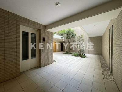 【ロビー】 | ガーデン萩中