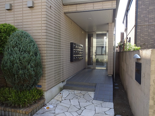 プルメリア（東町）のエントランス|安心のオートロック付マンション