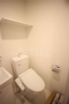 【トイレ】 | ワールドアイ阿波座WEST | コンパクトで使いやすいトイレです