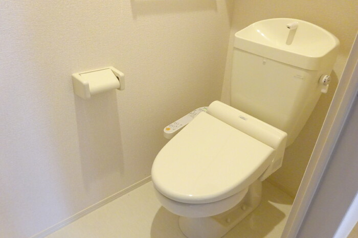 グランマーレ　Hのトイレ|ゆったりとした空間のトイレです