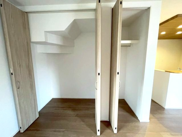 佐伯区屋代1丁目　№36415の収納|リビング内収納